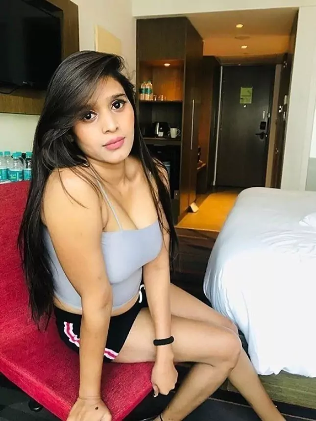 कॉल गर्ल्स सर्विस  नवलगढ़